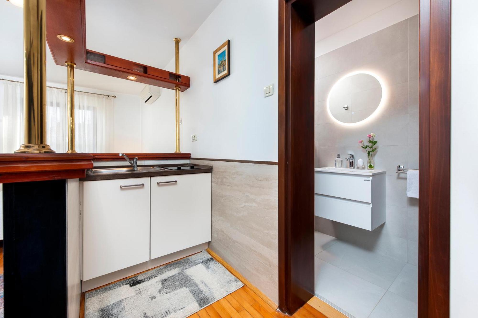 Apartments Carmelo Rovinj Luaran gambar